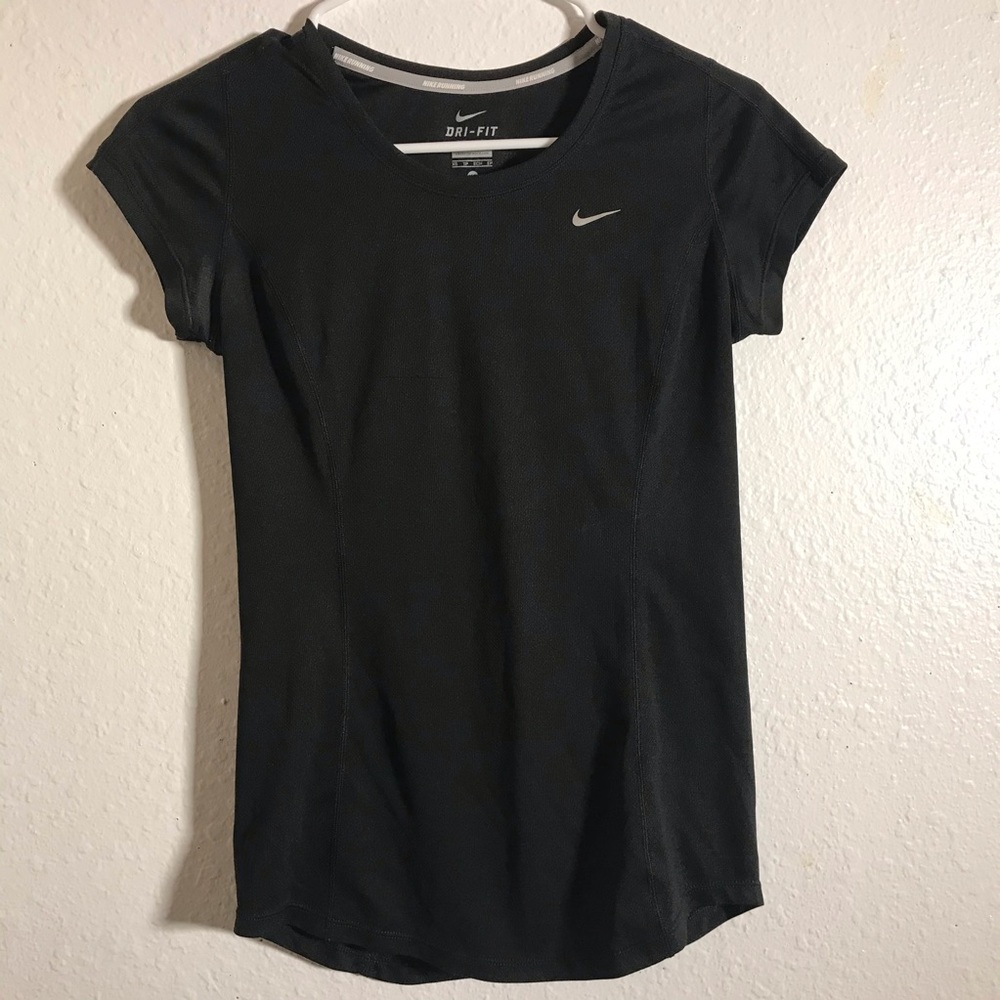3/$20⚡️NIKE Dry-Fit Black Shortsleeve Workout Top